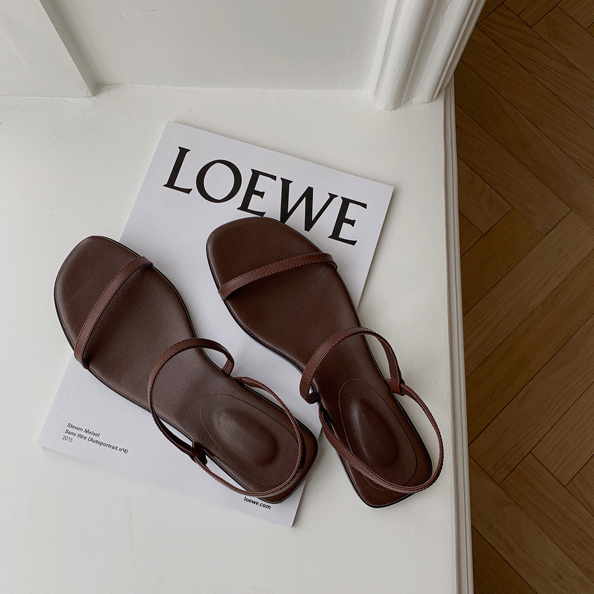 Womens Minimalist Genuine Leather Flat Sandals