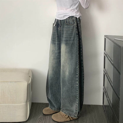 Womens Pleated High-Waisted Wide Leg Jeans