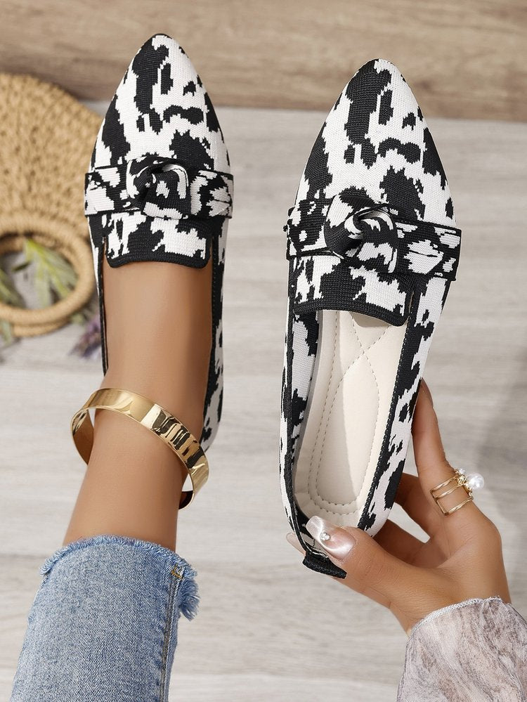 Womens Pointed-Toe Slip-On Flat Shoes