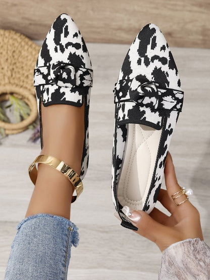 Womens Pointed-Toe Slip-On Flat Shoes