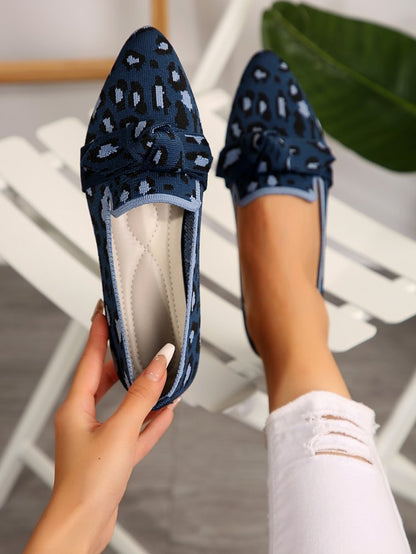 Womens Pointed-Toe Slip-On Flat Shoes