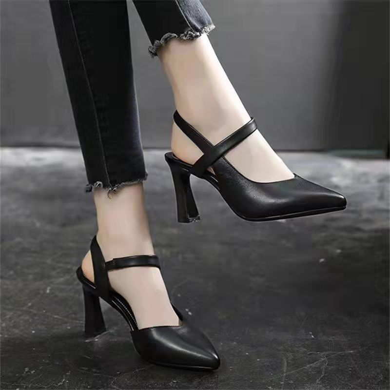 Womens Pointed Toe Strap Sandals