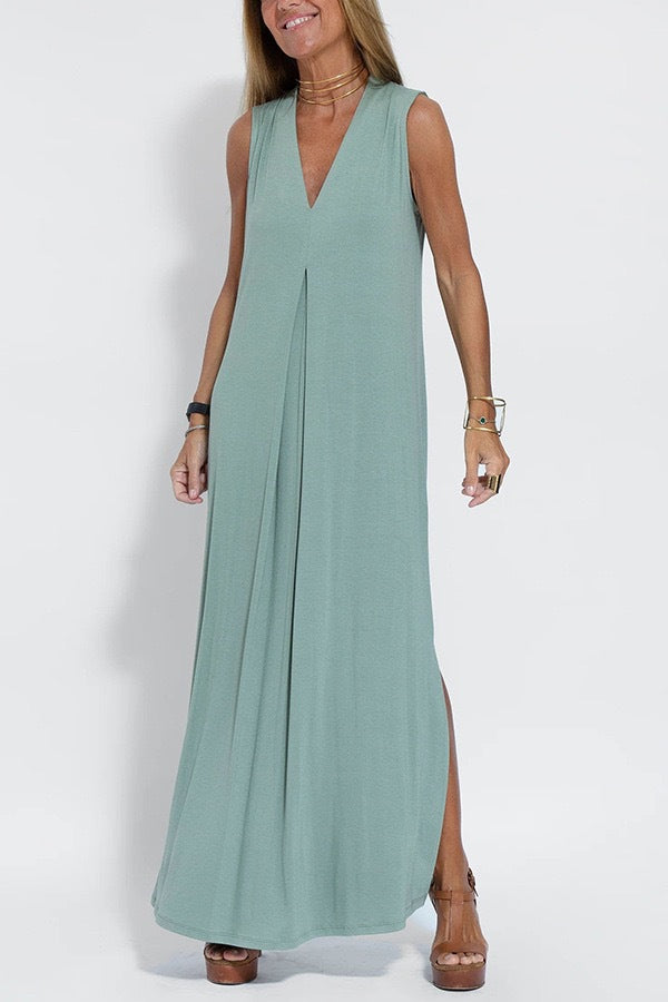 Womens Sleeveless V-Neck Dress