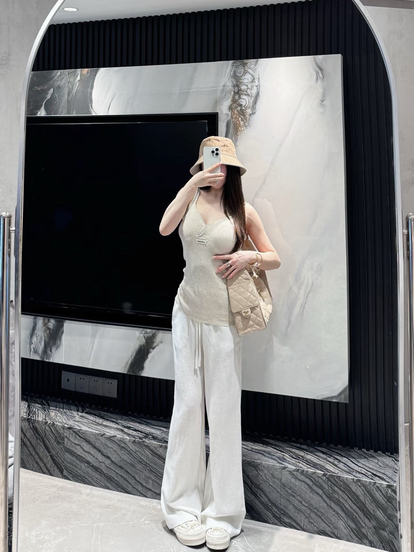 Womens Slim Fit V-Neck Knitted Camisole