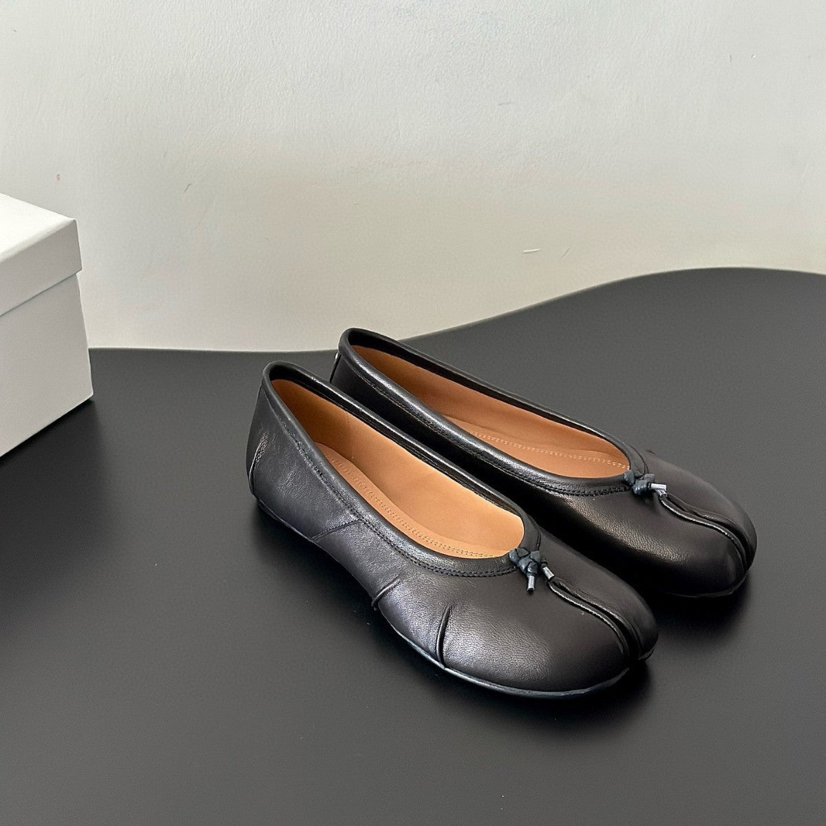 Womens Split-Toe Ballet Flats Sheepskin Slip-On Shoes