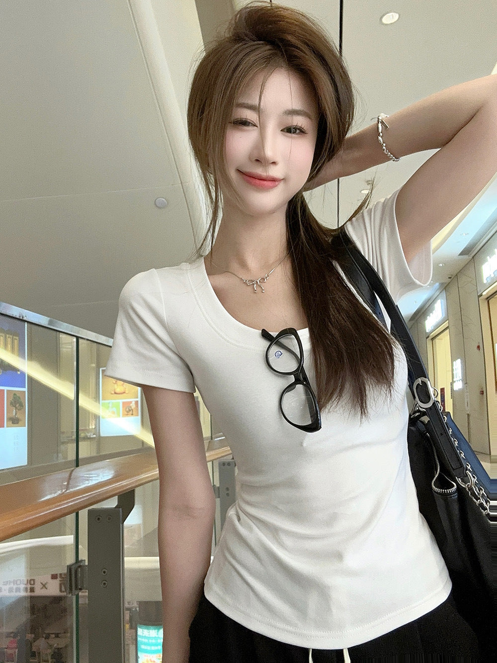 Womens U-Neck Short-Sleeve T-Shirt