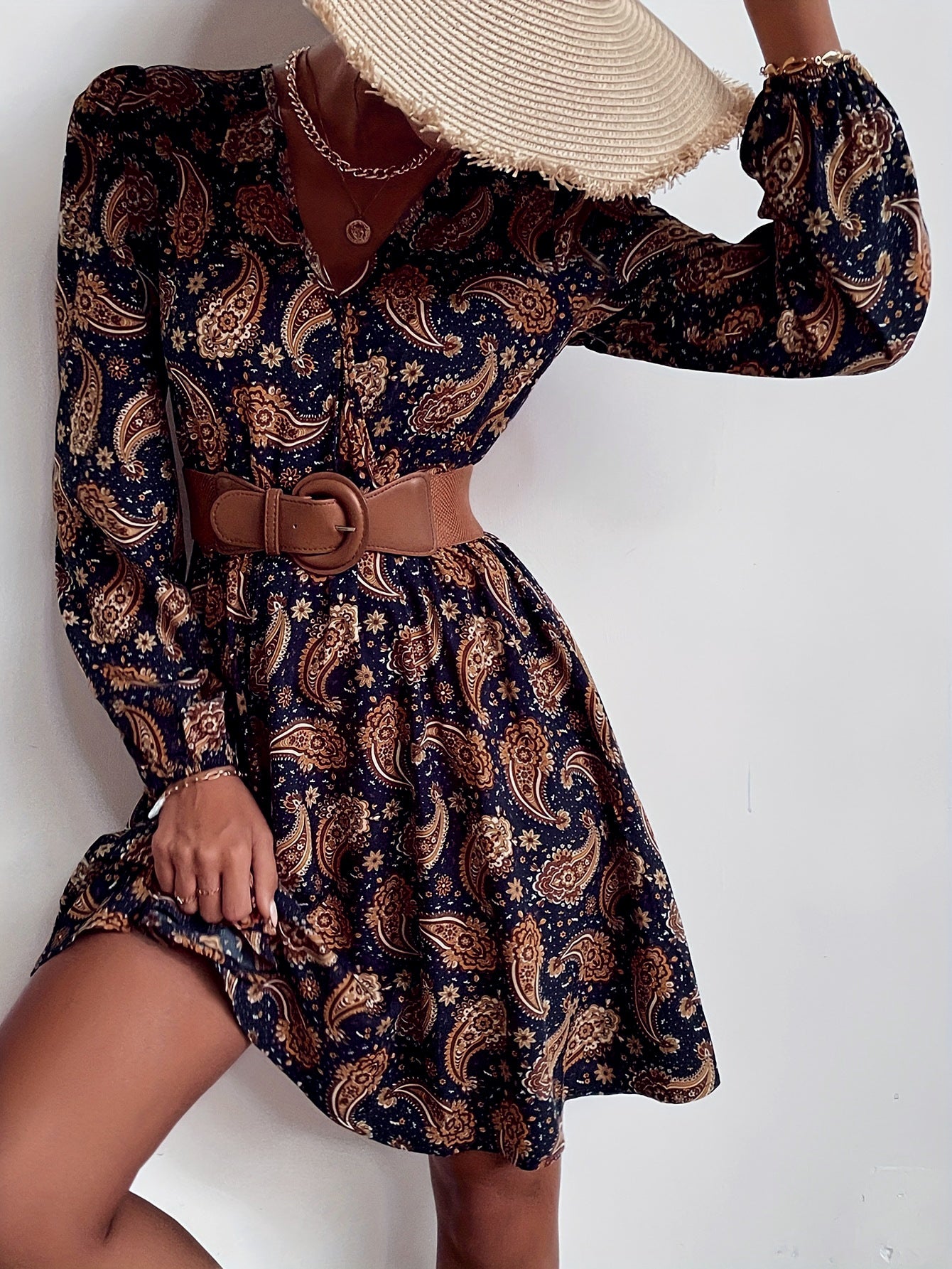 Womens V-Neck Puff Sleeve Paisley Dress