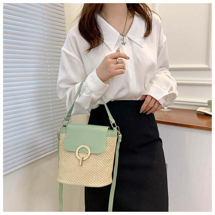 Womens Woven Straw Bucket Bag