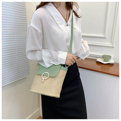 Womens Woven Straw Bucket Bag