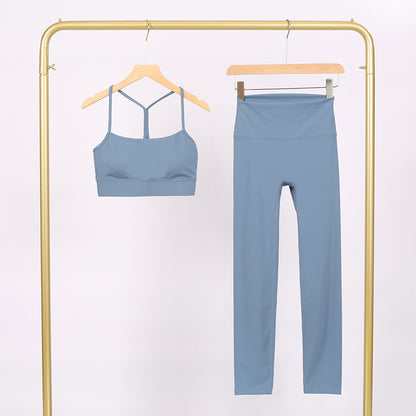 Womens Yoga Fitness Set with Y-Back Top and Cropped Pants