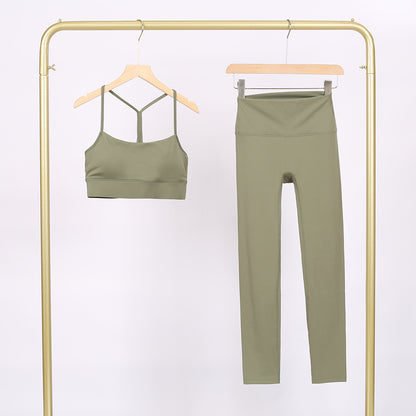 Womens Yoga Fitness Set with Y-Back Top and Cropped Pants