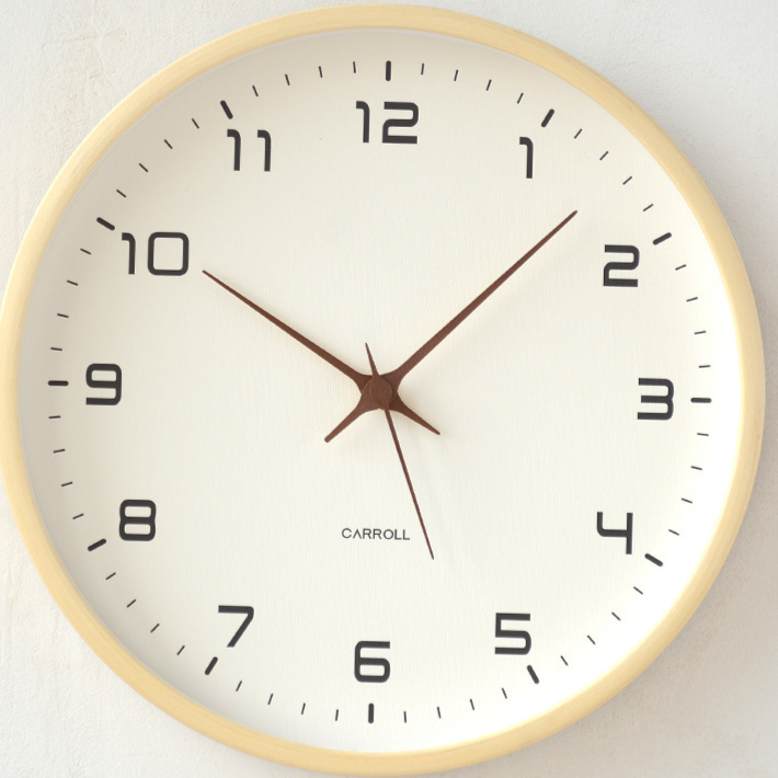 Wood Grain Quartz Wall Clock