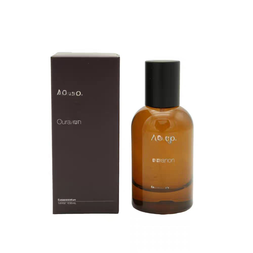 Wood-tone perfume