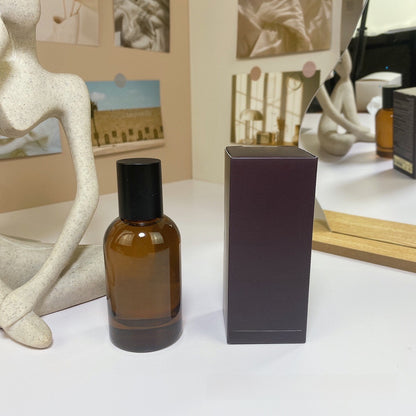 Wood-tone perfume