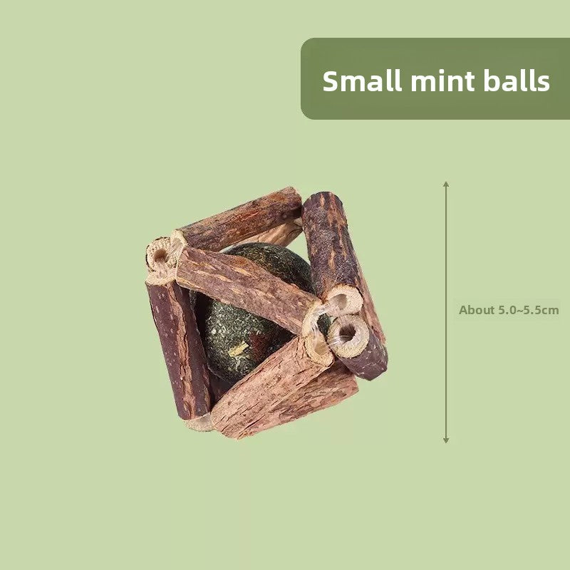 Wooden Cat Chew Toy with Raffia Grass and Hemp Rope