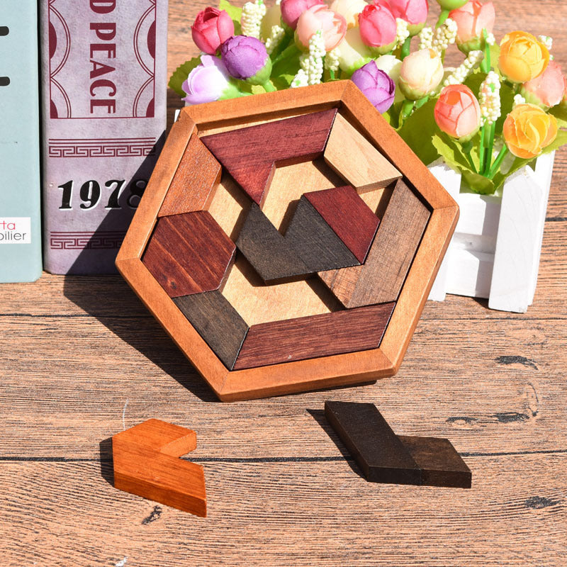 Wooden geometric puzzle
