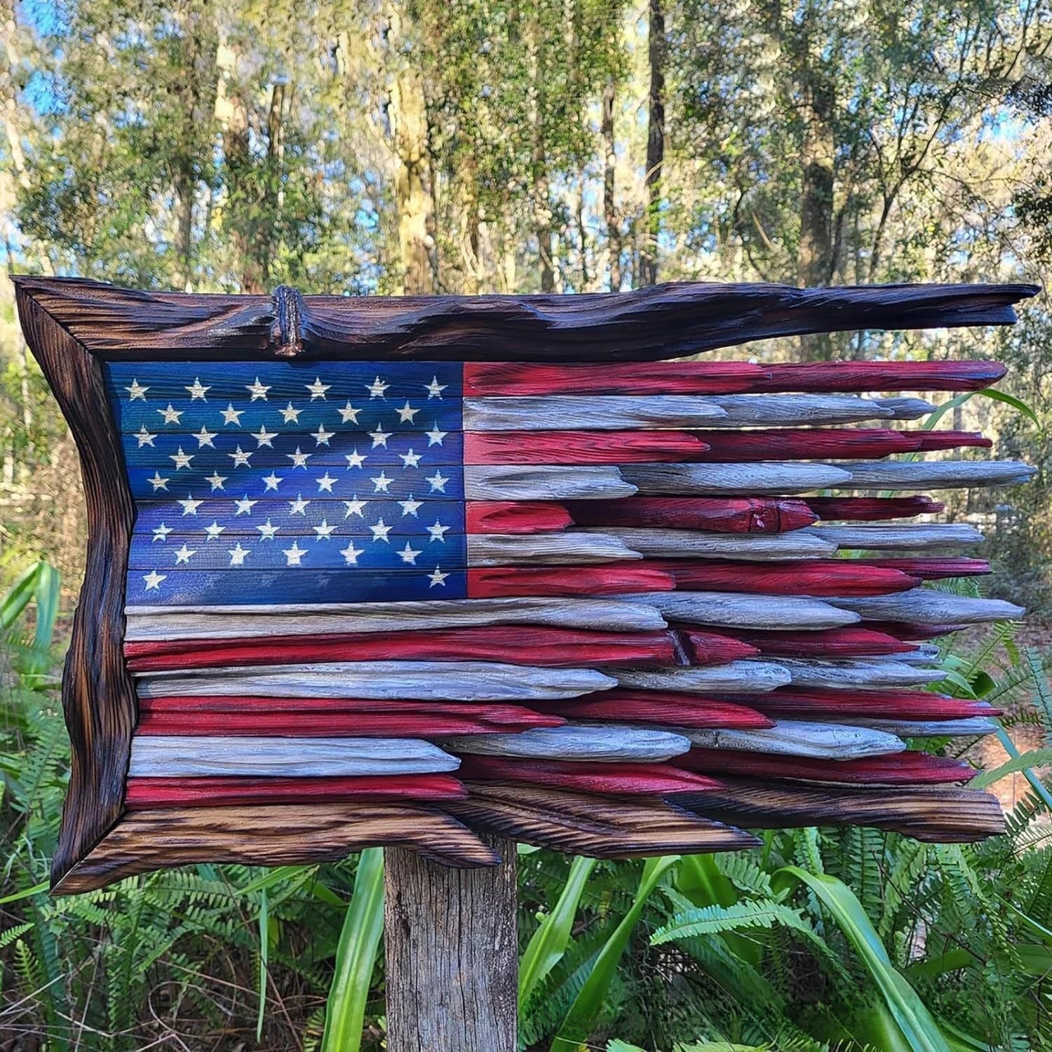 Wooden national flag pendant