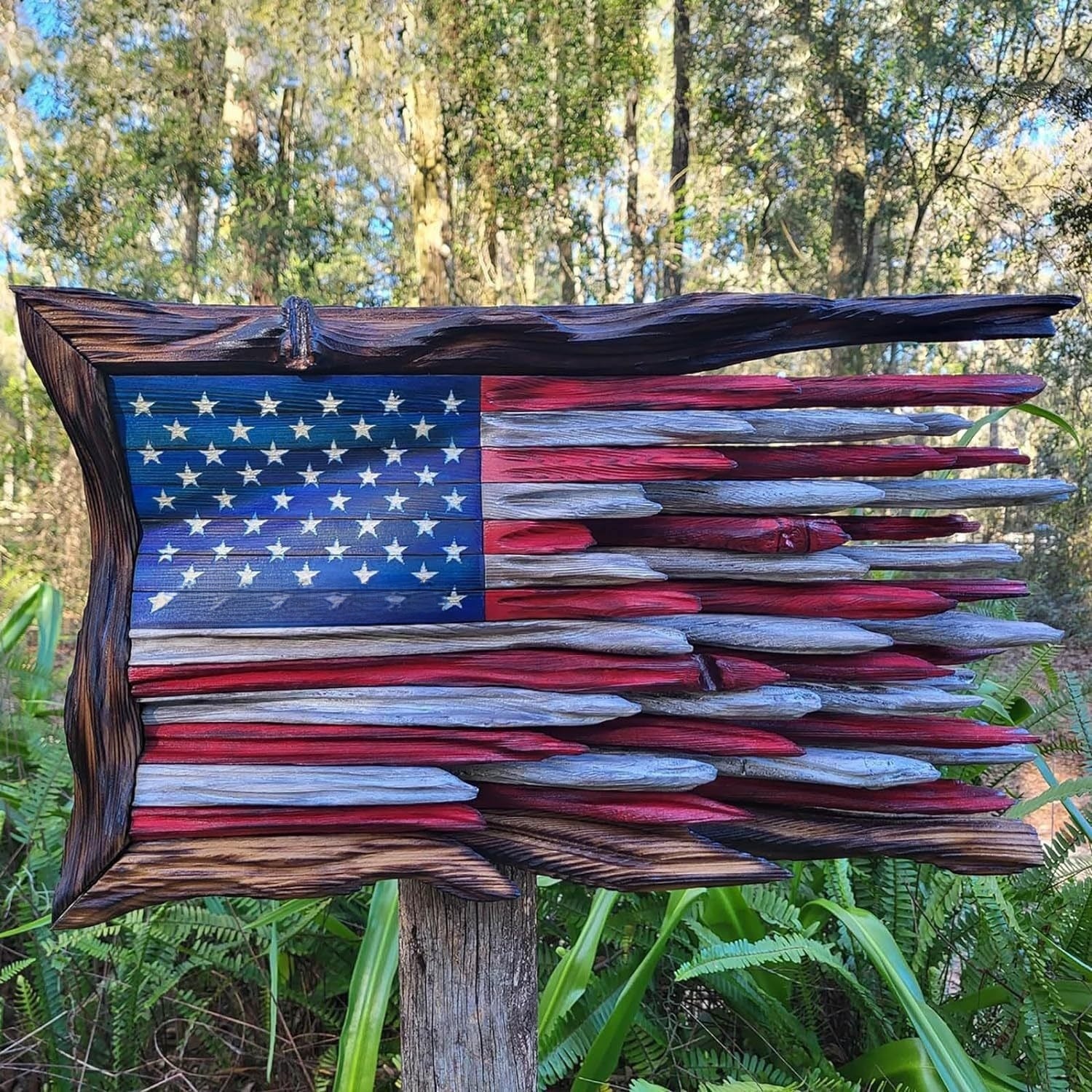 Wooden national flag pendant