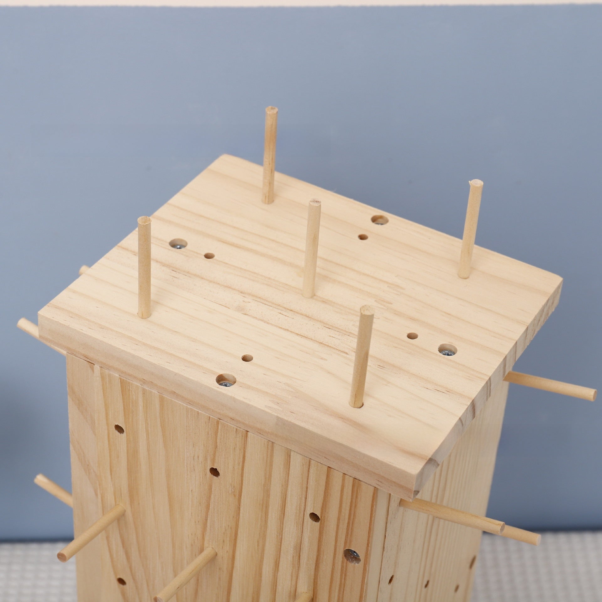 Wooden Rotatable Thread Bobbin Storage Rack