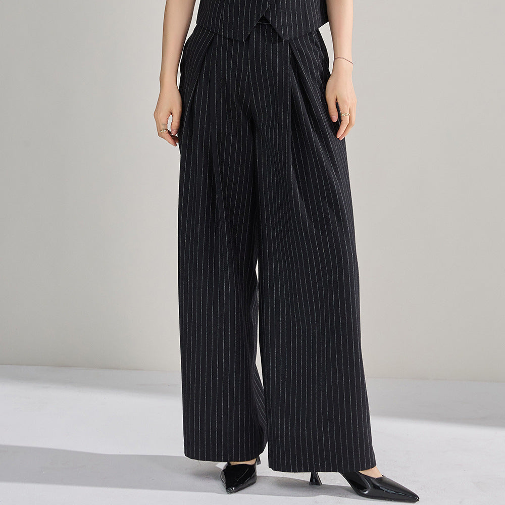 Woolen black suit for spinning