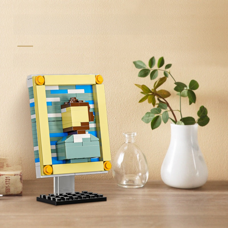 World famous paintings and ornaments