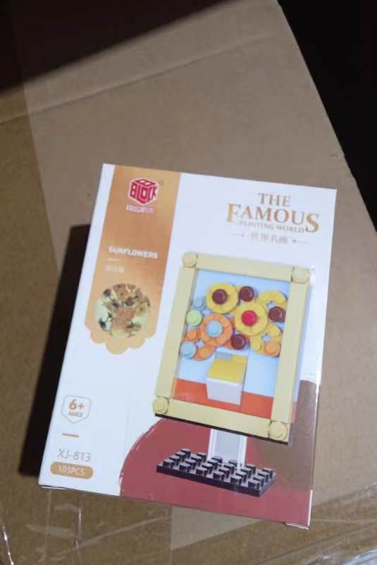 World famous paintings and ornaments