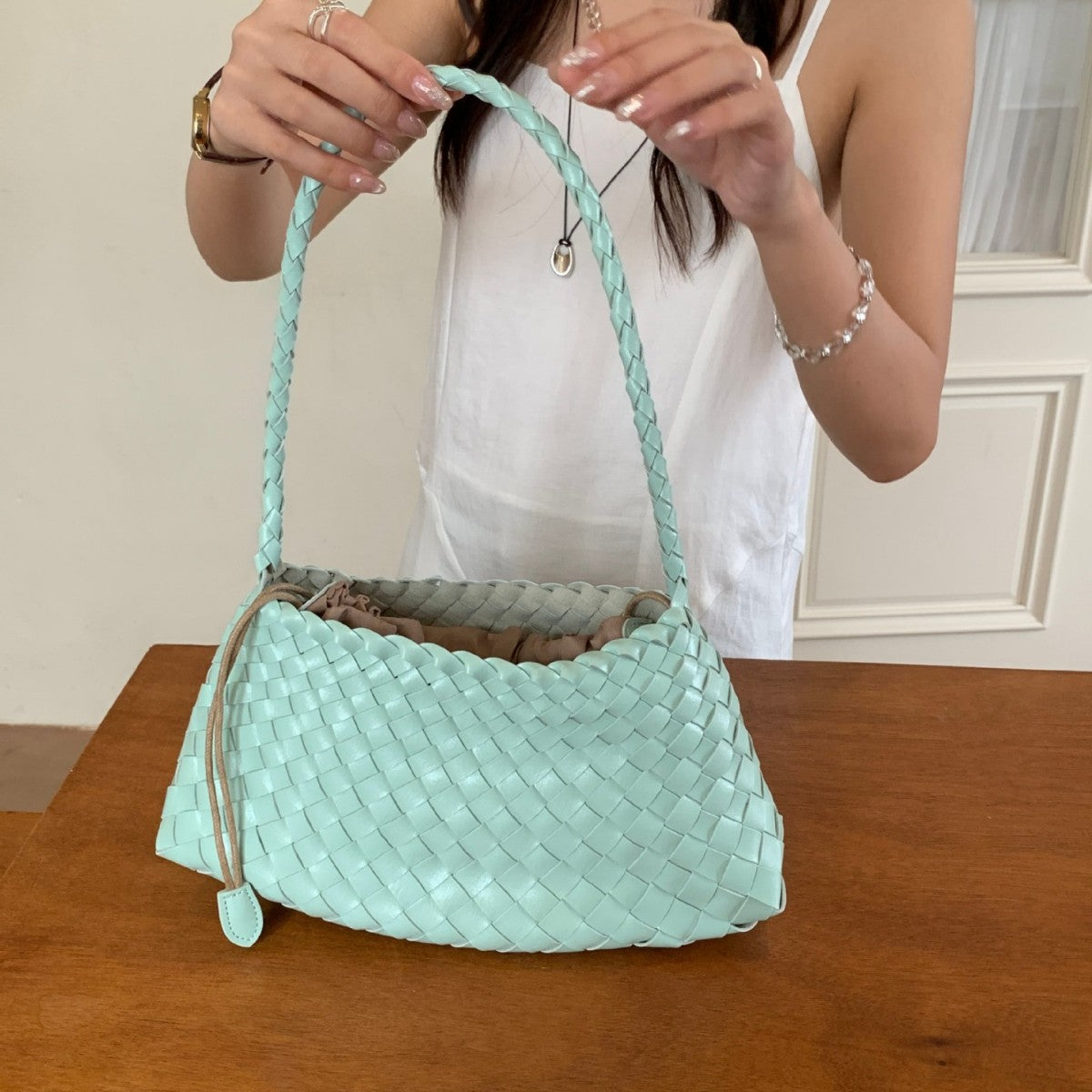 Woven Single Shoulder Handbag