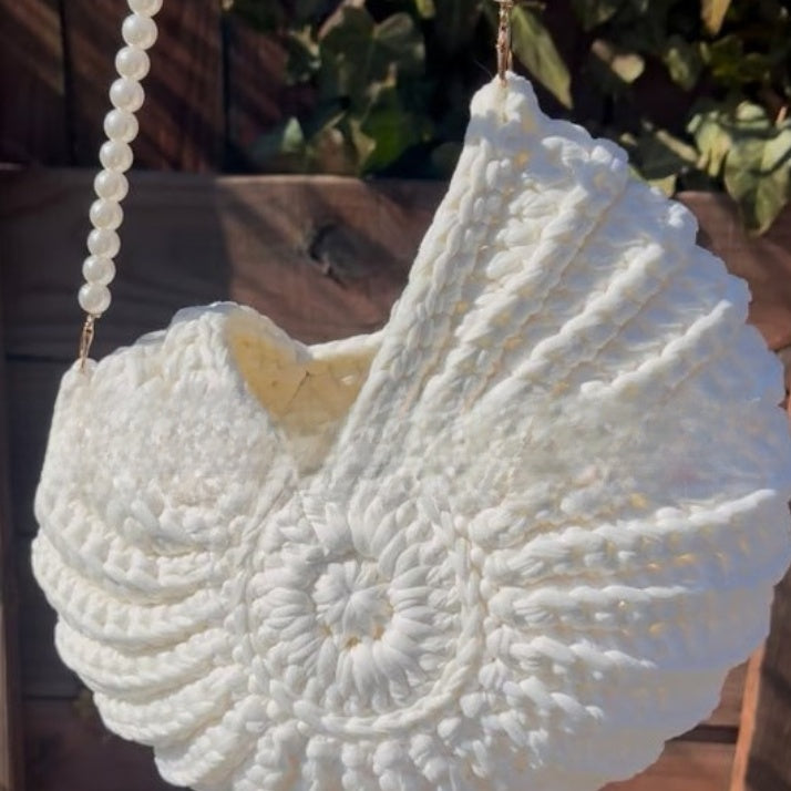 Woven Straw Bucket Bag