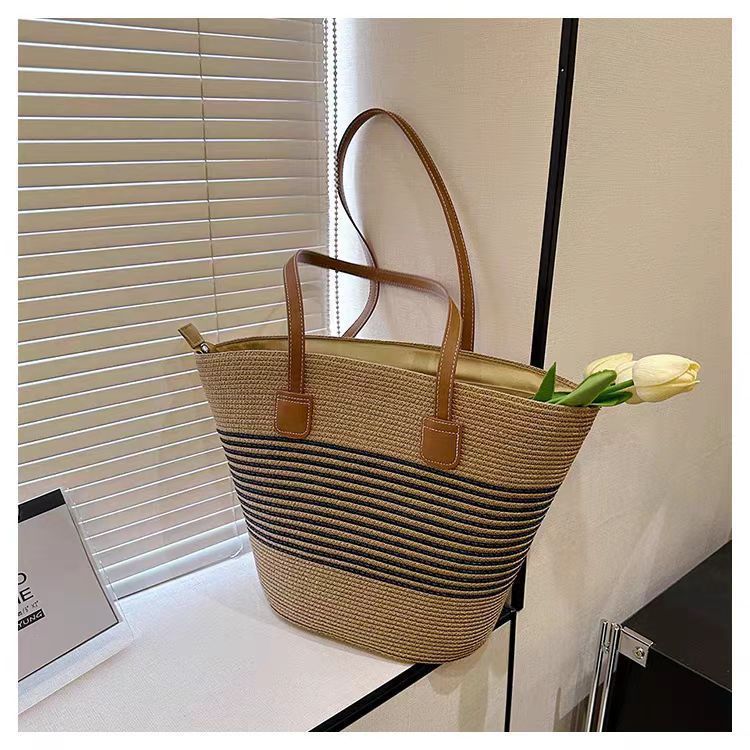 Woven Straw Shoulder Bag