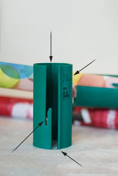 Wrapping paper cutting tool