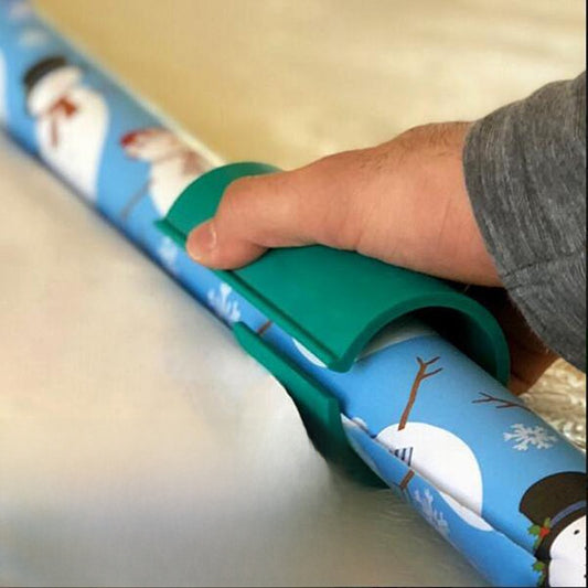 Wrapping paper cutting tool