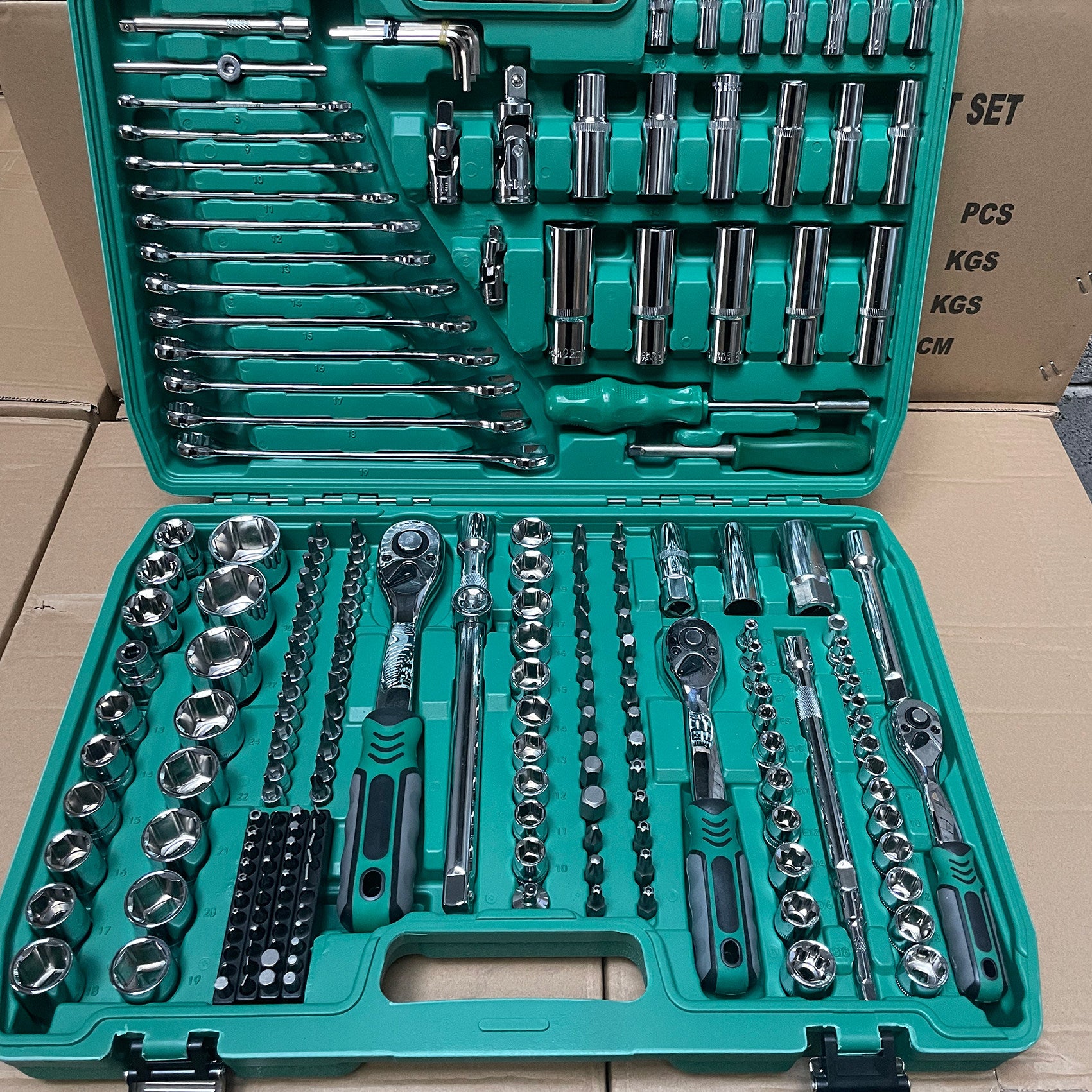 Wrench tool set