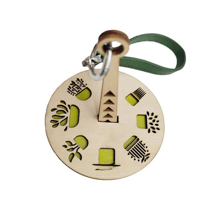 Wrist Yarn Holder Wooden Portable Yarn Ball Clip