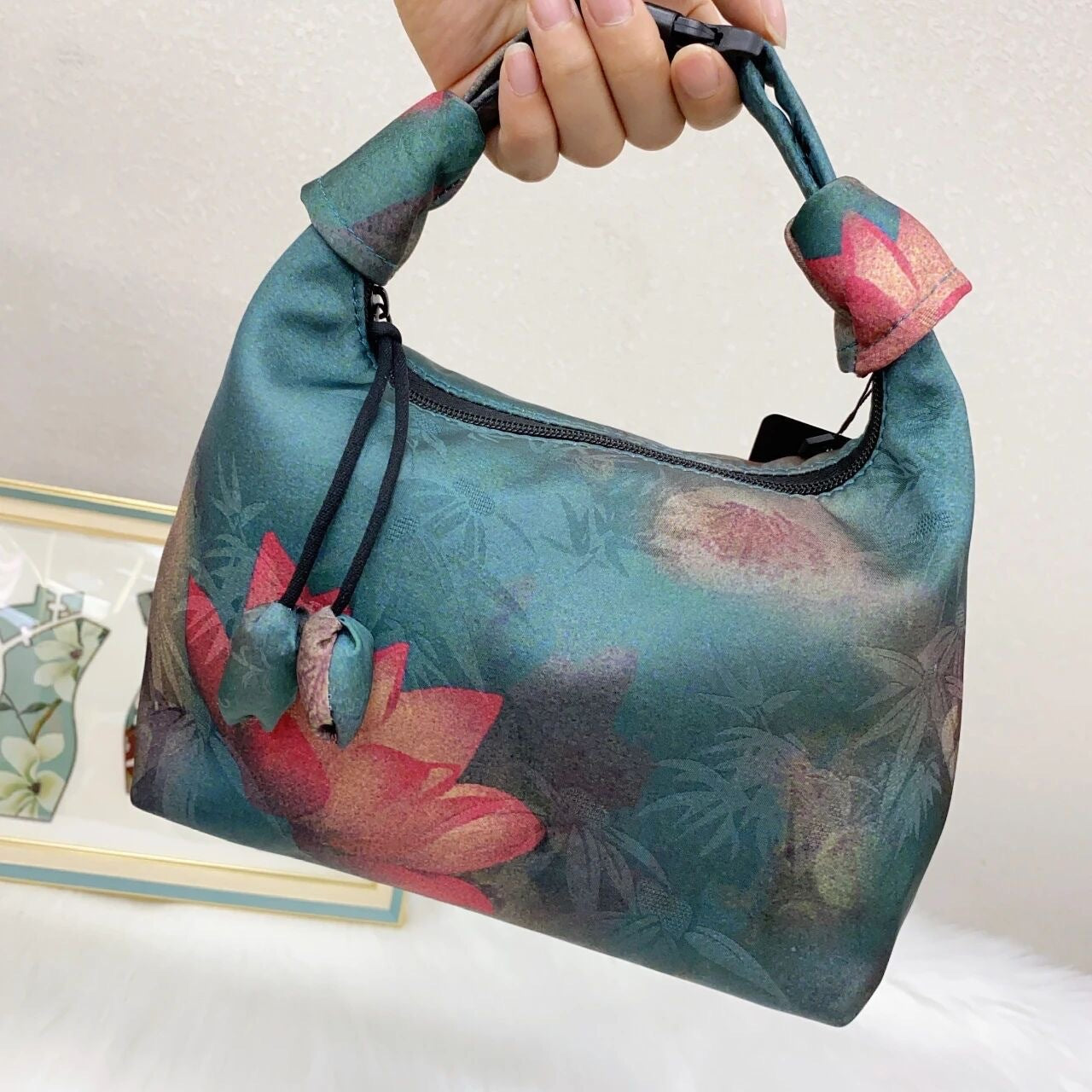 Xiangyunsha Crescent Crossbody Bag with Drawstring