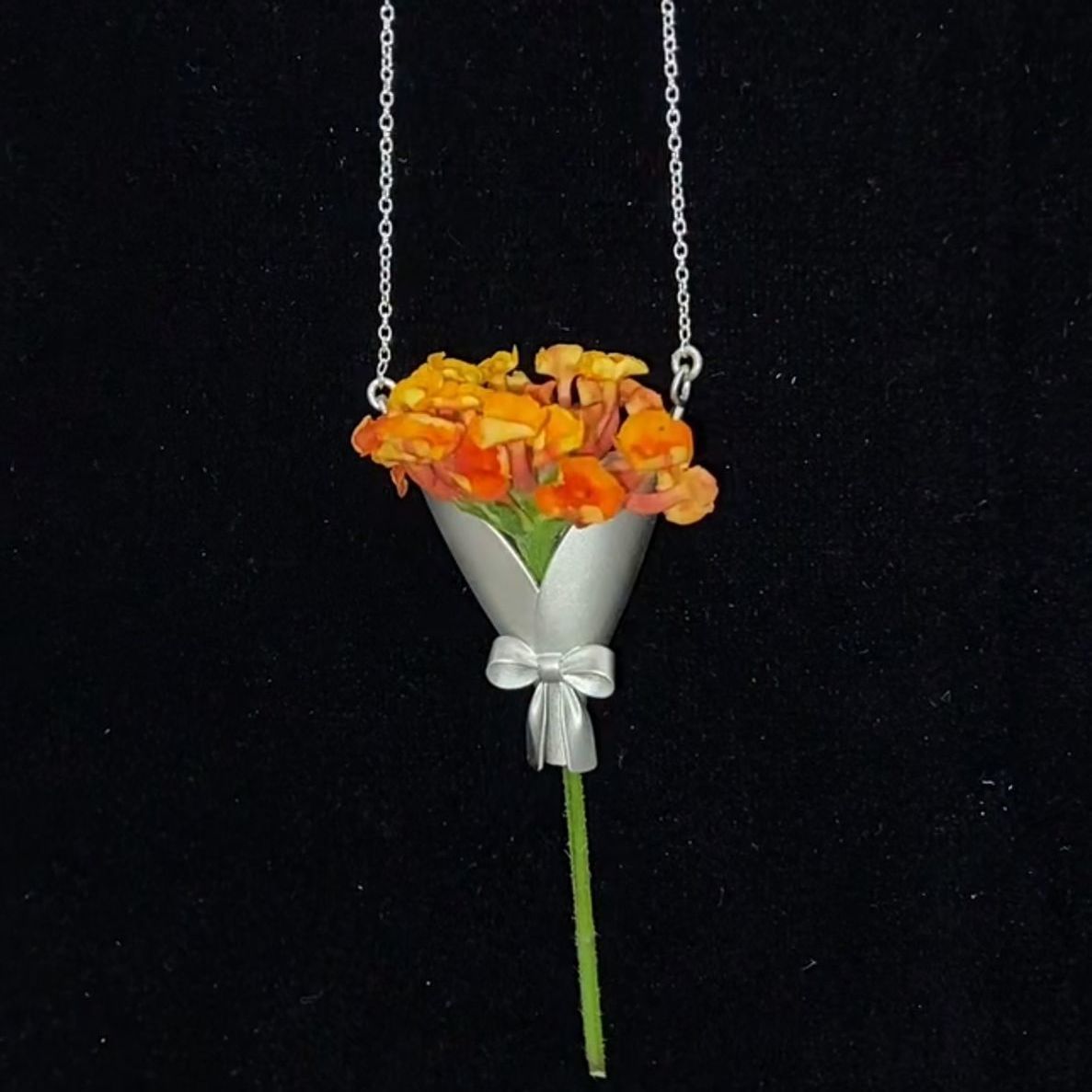 Xiaohongshu's New Flower Arrangement Version Necklace, New Chinoiserie Handmade Original Design, High-End Personalized Creative Clavicle Chain