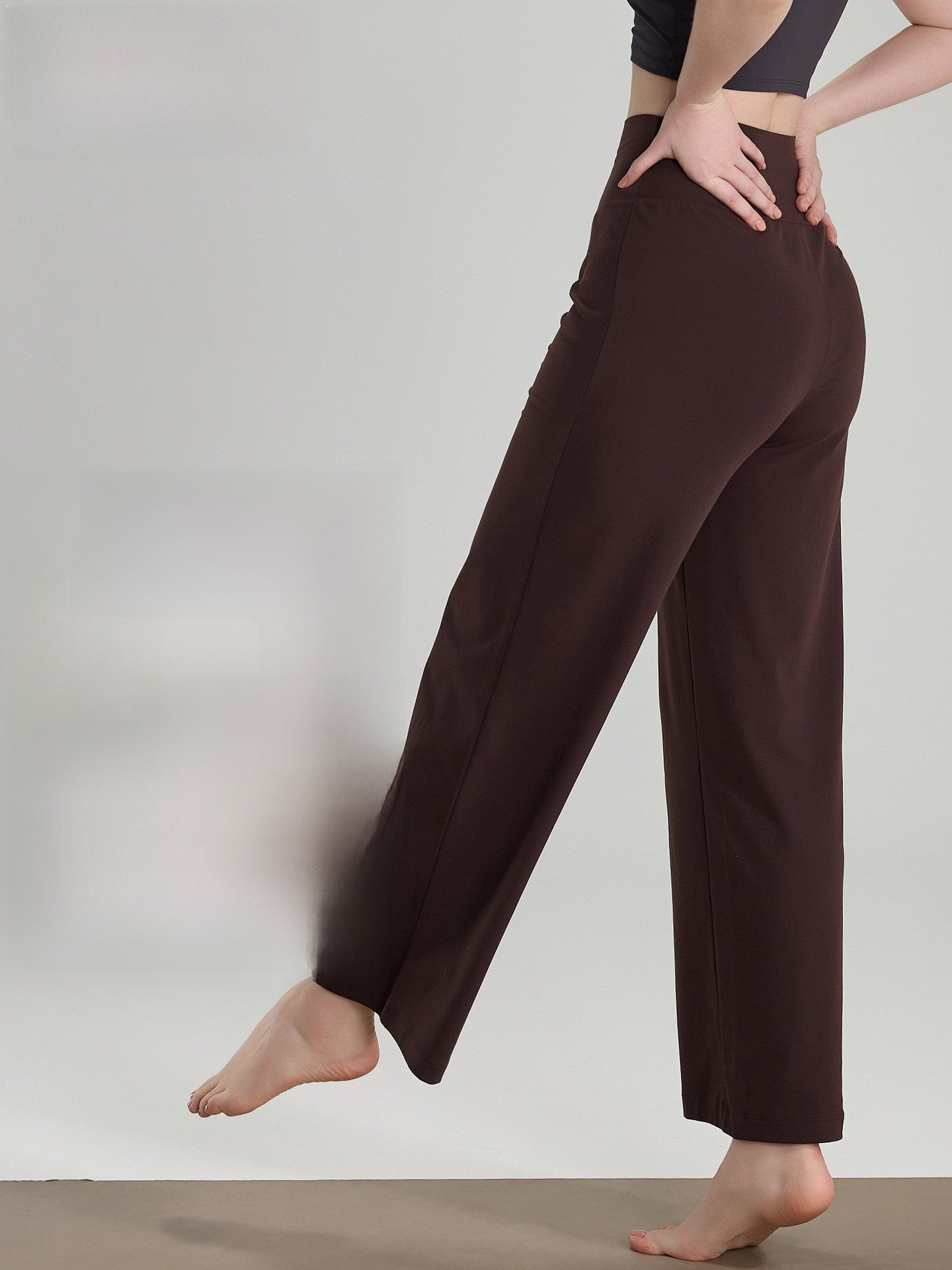 yoga pants