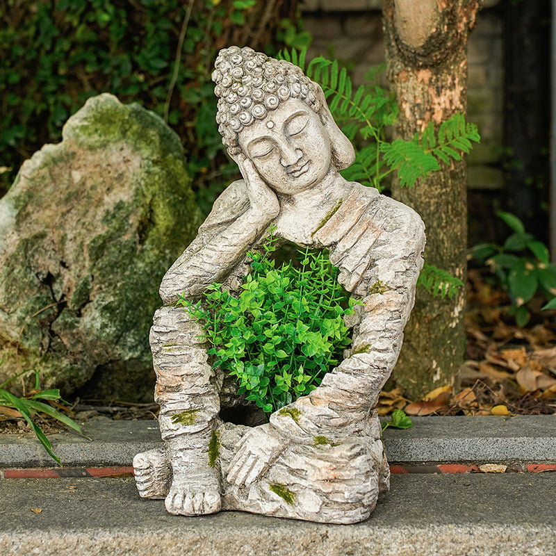 Zen-inspired Buddha statue courtyard decoration
