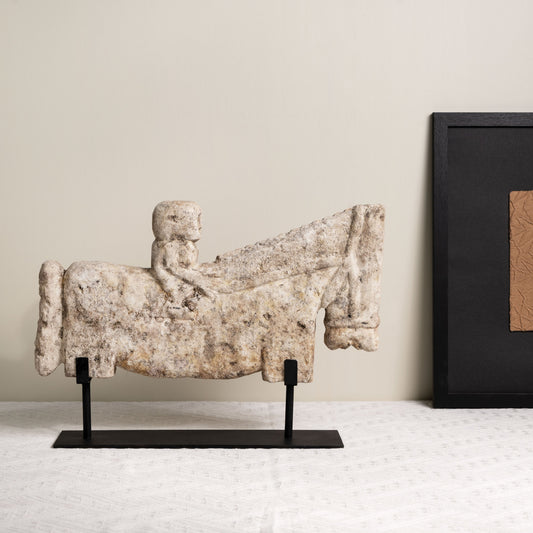 Zen-style vintage creative horse sculpture