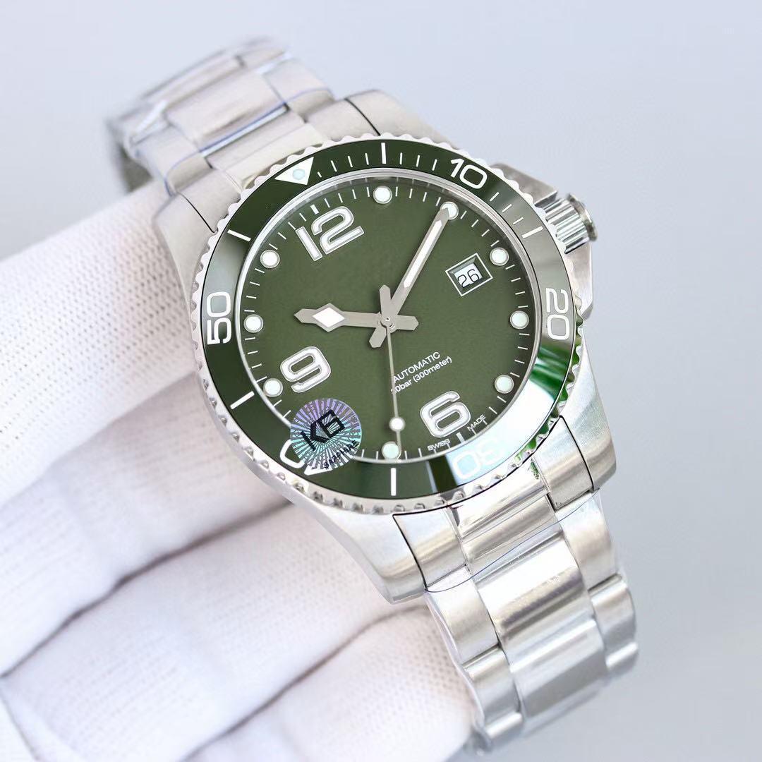 ZF Comcas Automatic Mechanical Watch with Luminous Diving Design