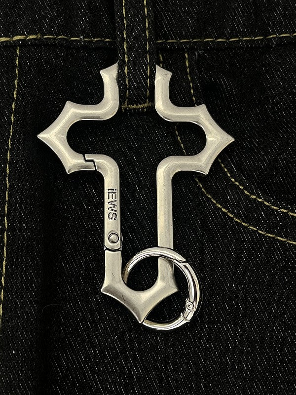 Zinc Alloy Hollow Cross Keychain with Ring
