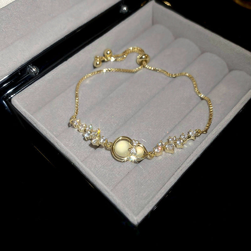Zircon bracelet
