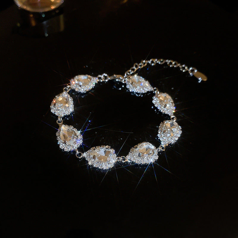 Zircon bracelet