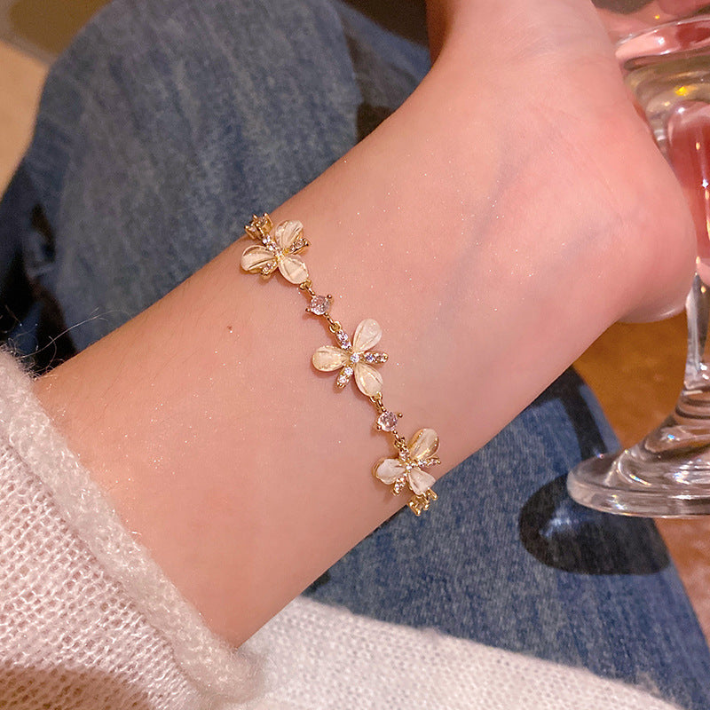 Zircon bracelet