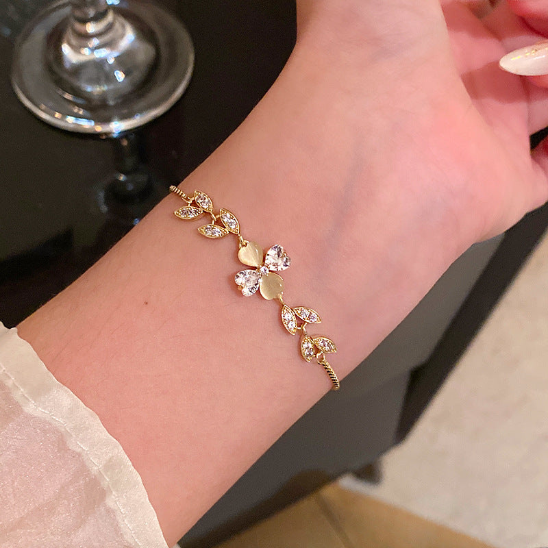 Zircon bracelet
