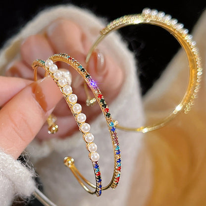 Zircon bracelet