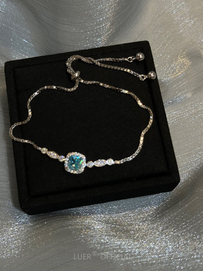 Zircon bracelet