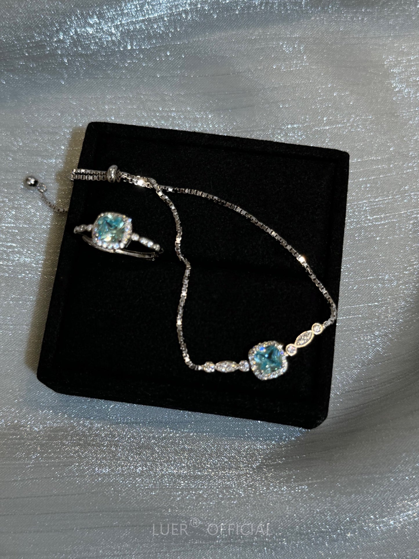 Zircon bracelet