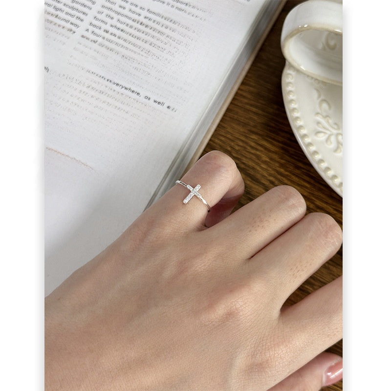 Zircon Cross Ring