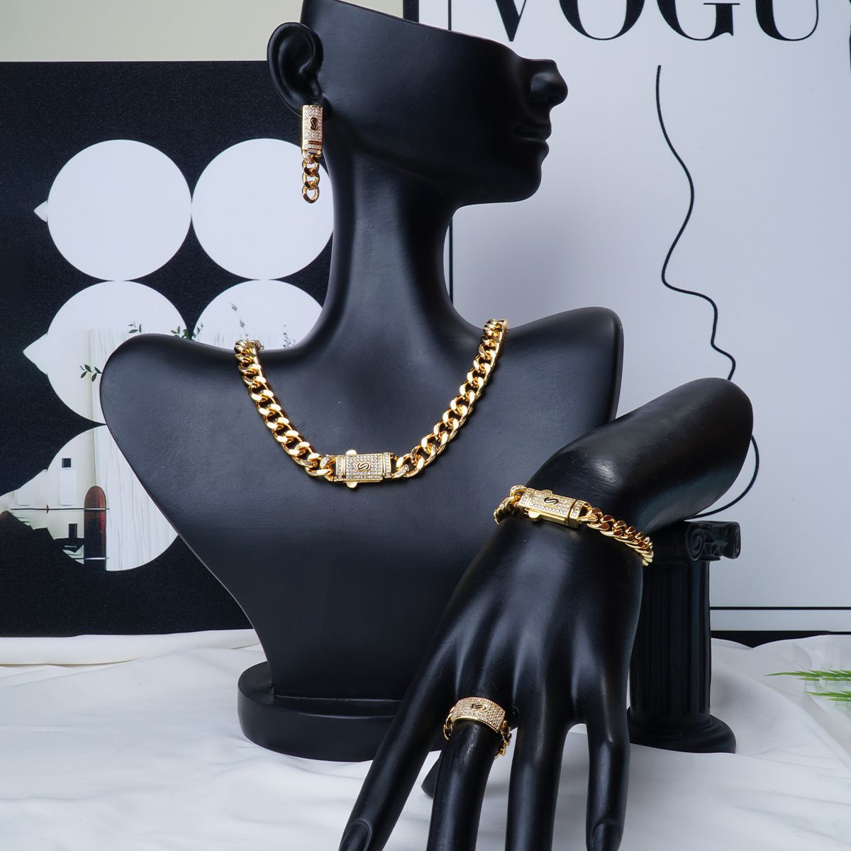 Zircon Cuban Chain