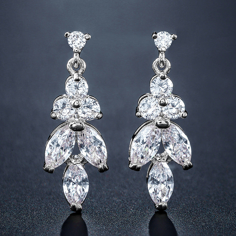 Zircon earrings